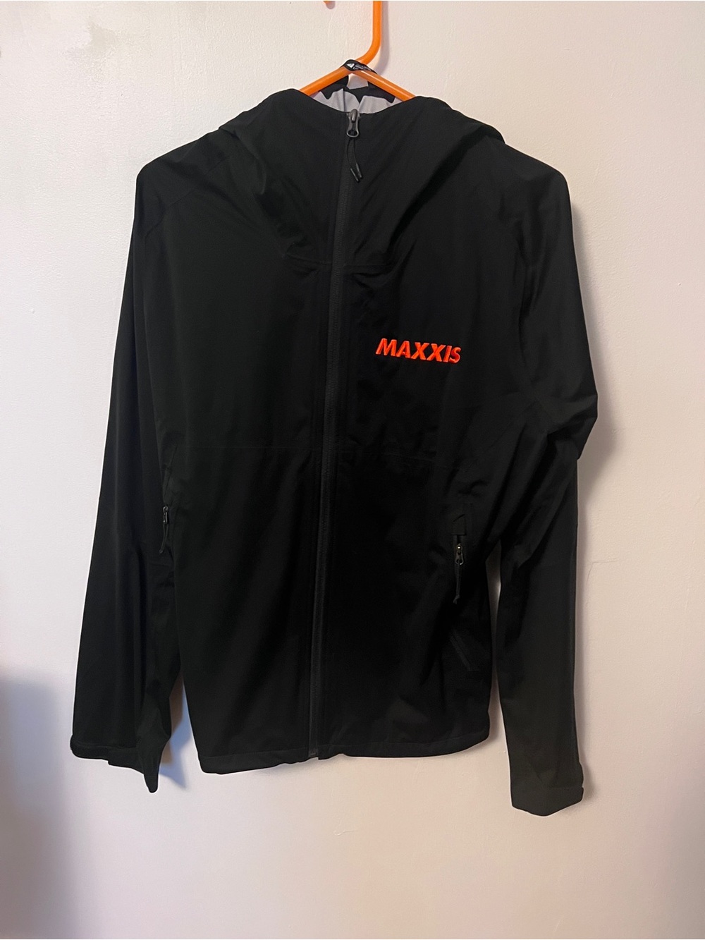 Maxxis Branded Employee Windbreaker - The North Face Jacket